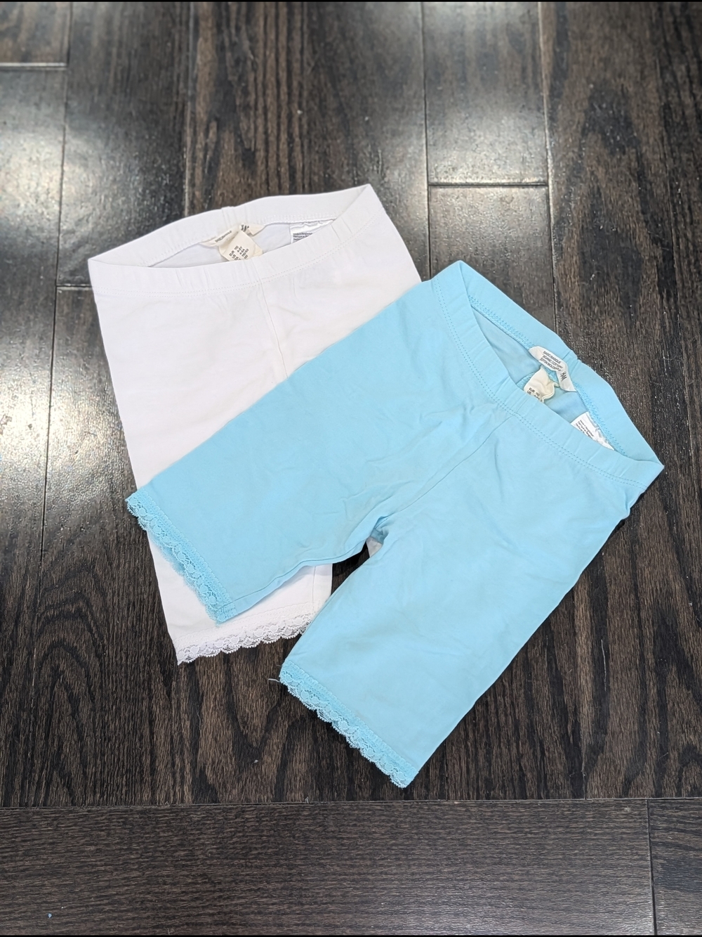 2/$20 H&M Organic Cotton Shorts Set – 2 Pack – Girls Size 4–5Y
